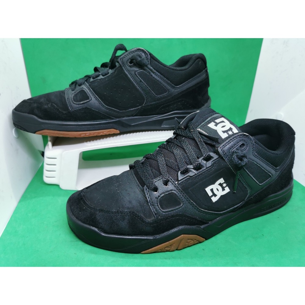 Men's Stag Low Top Skate Sneakers Black Mens Shoes Size 11